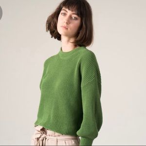 Solo six Crew Sweater. Condition: like new